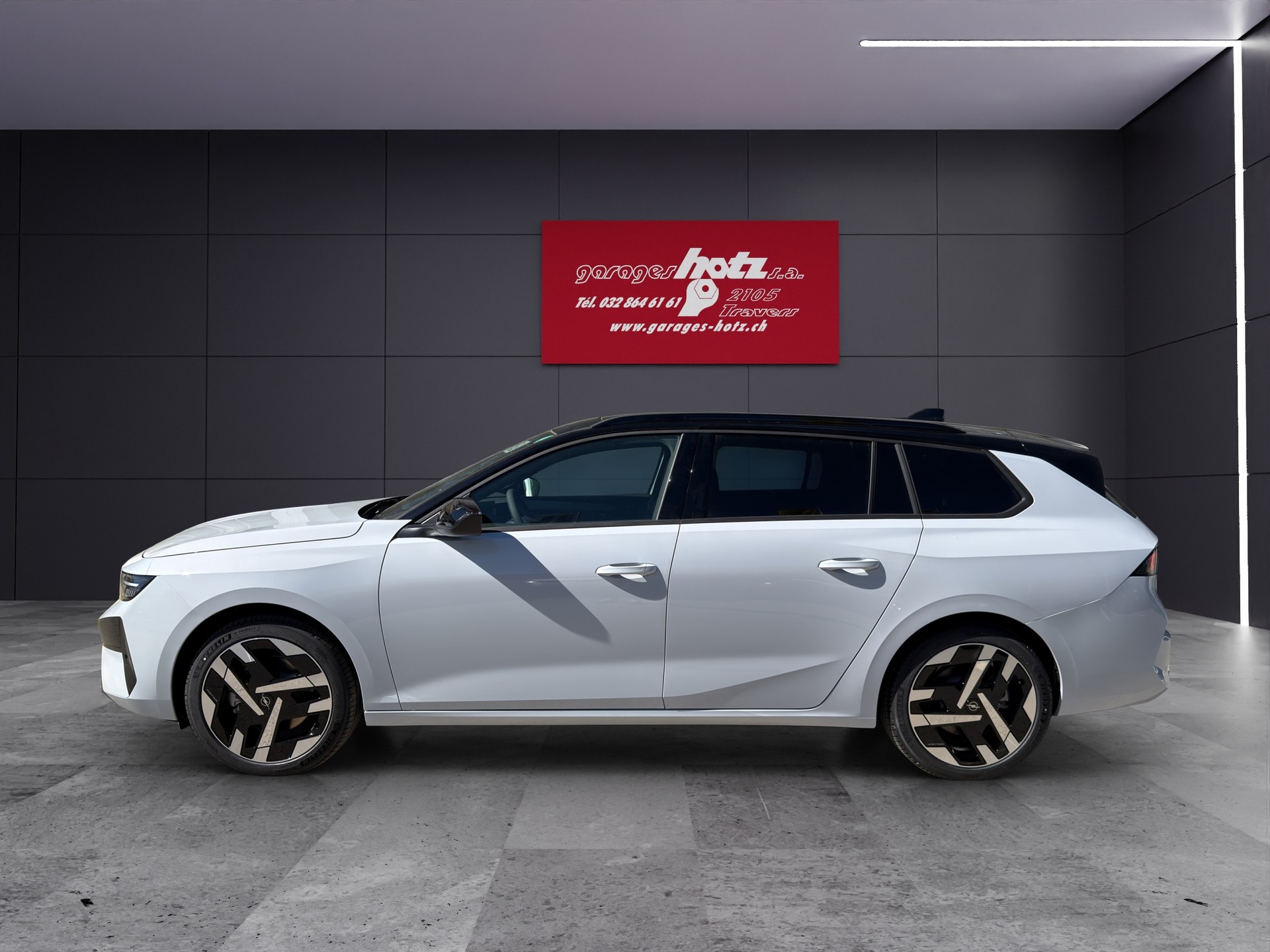 OPEL ASTRA e Sports Tourer Ultimate-showroom-element-2