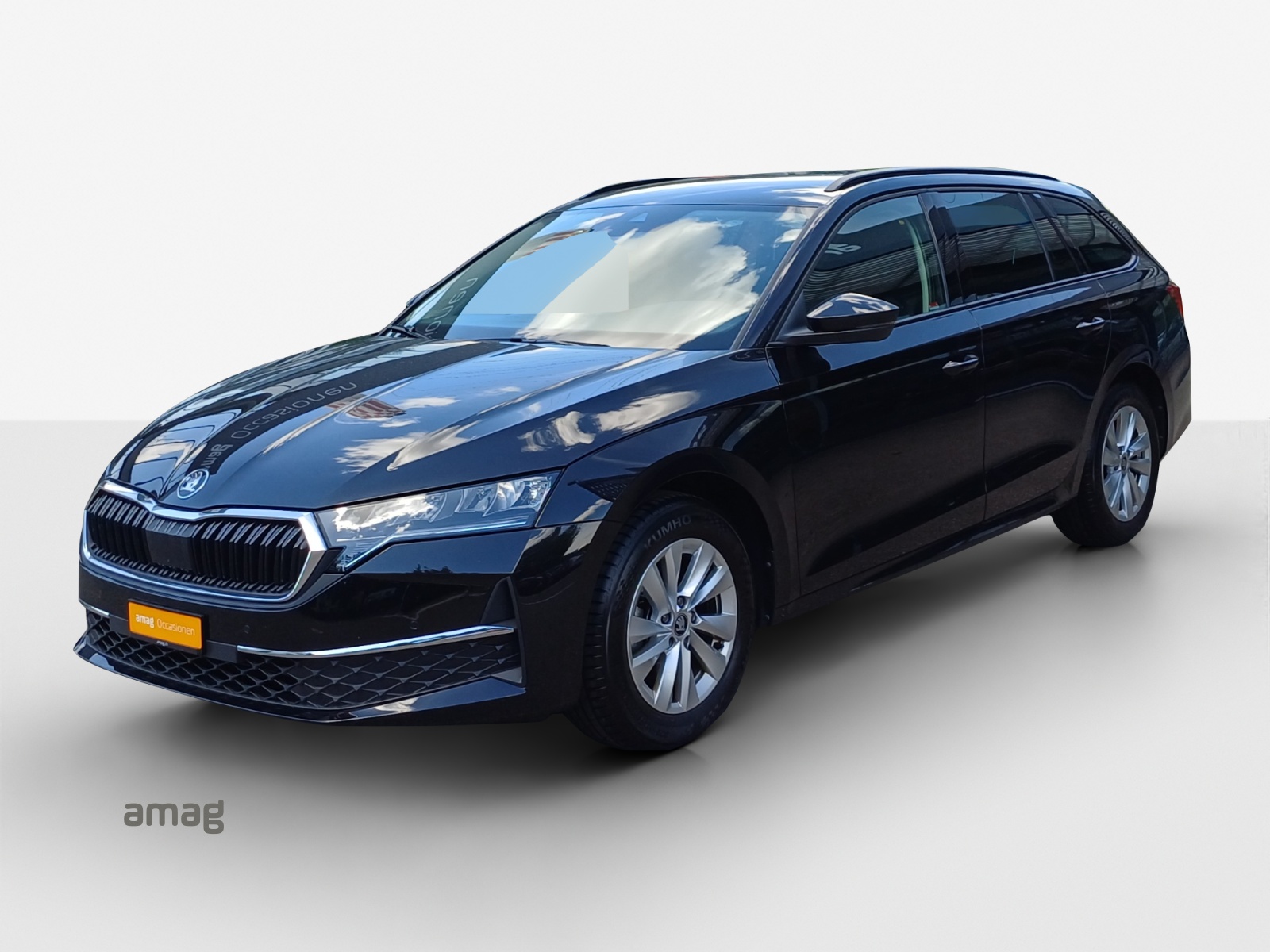 SKODA Octavia Combi 1.5 TSI mHEV DSG Dynamic