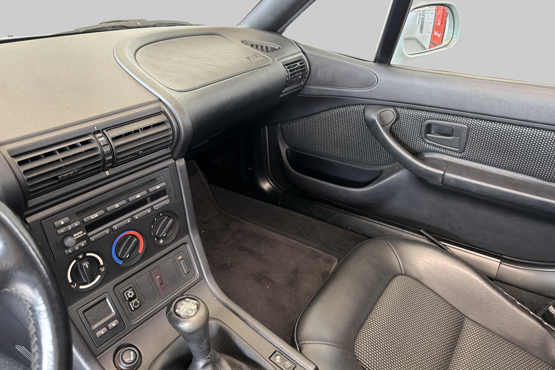 BMW Z3 1.8i Roadster-image-13
