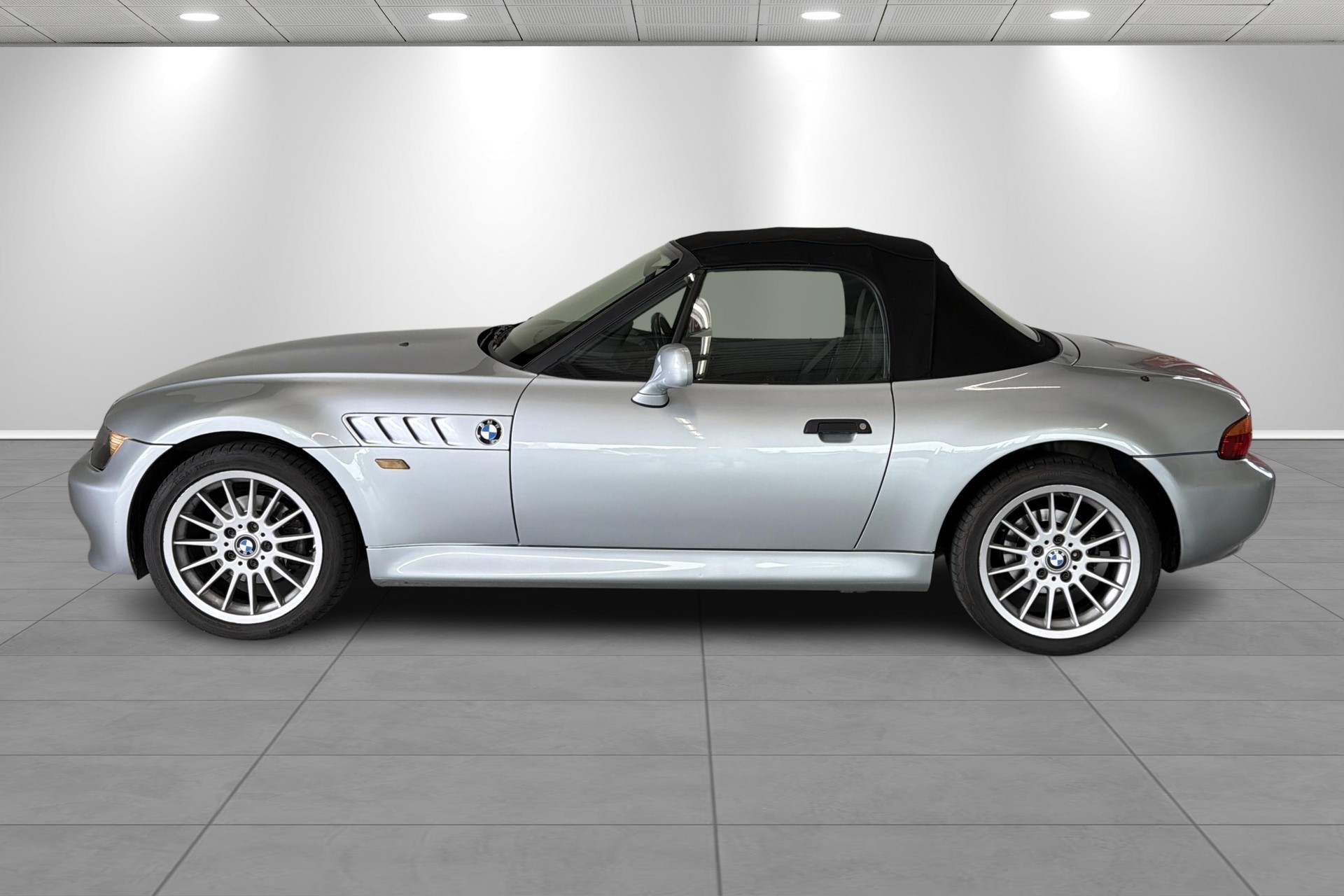 BMW Z3 1.8i Roadster-image-18