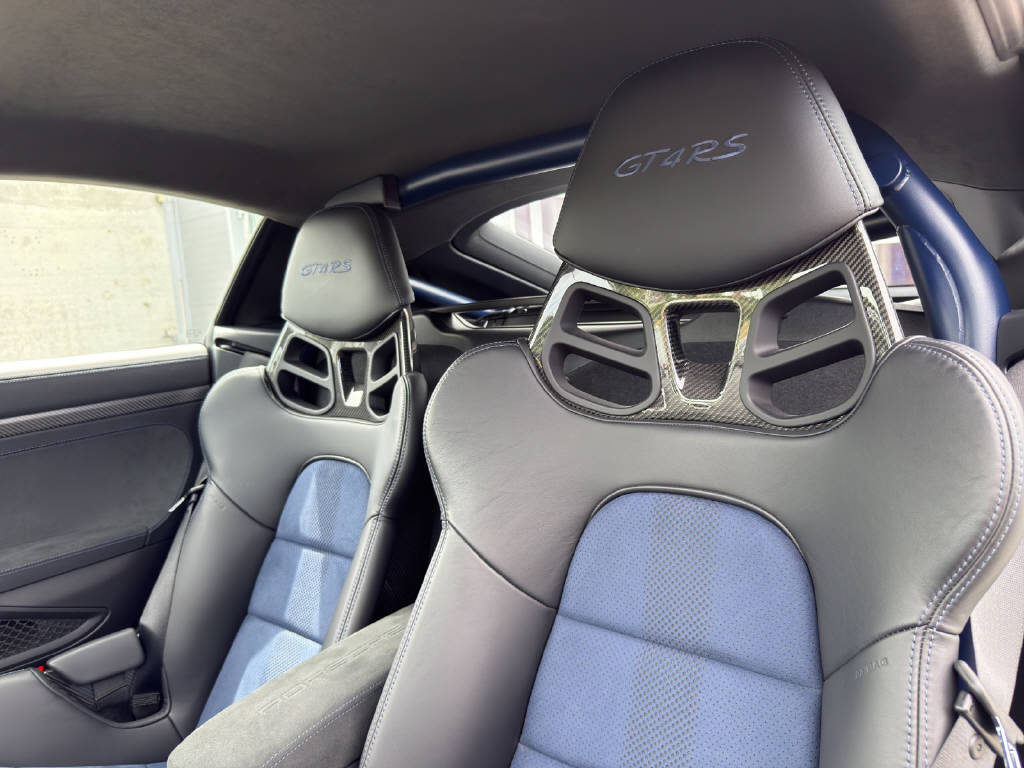PORSCHE Cayman 718 4.0 GT4 RS PDK-image-14