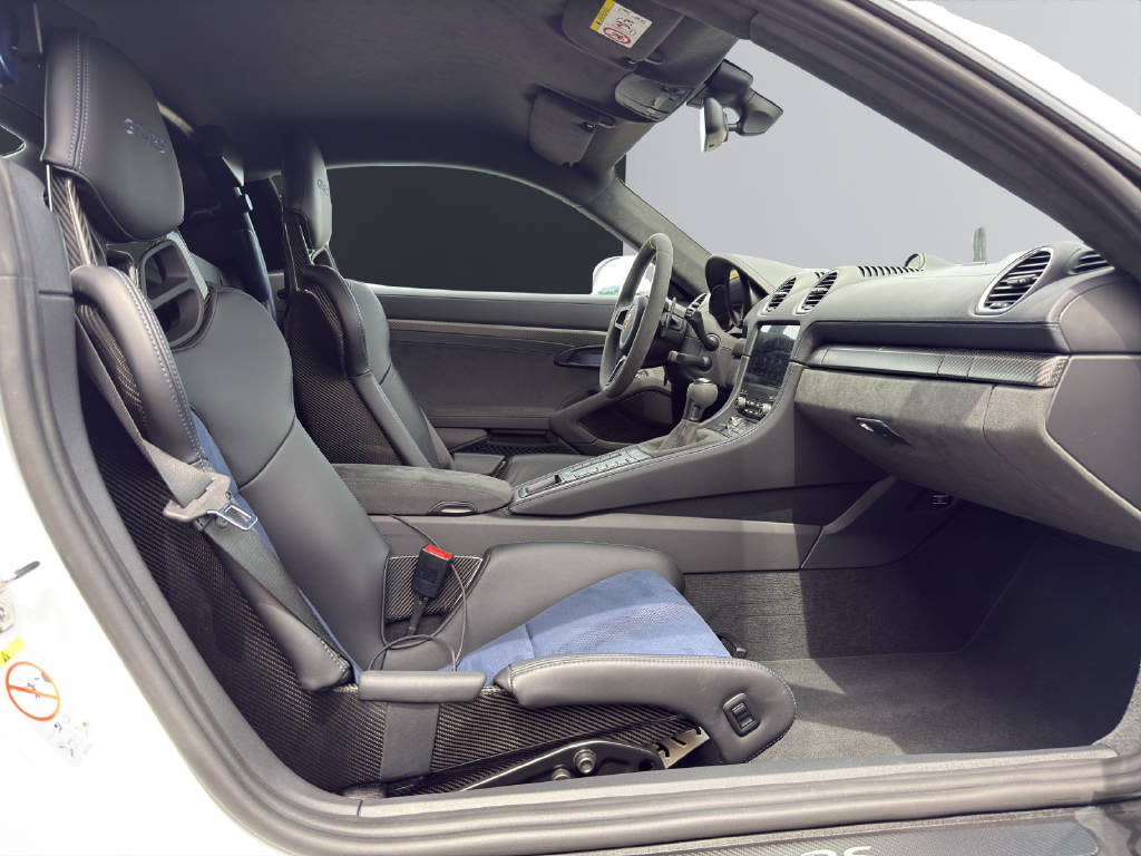 PORSCHE Cayman 718 4.0 GT4 RS PDK-image-12