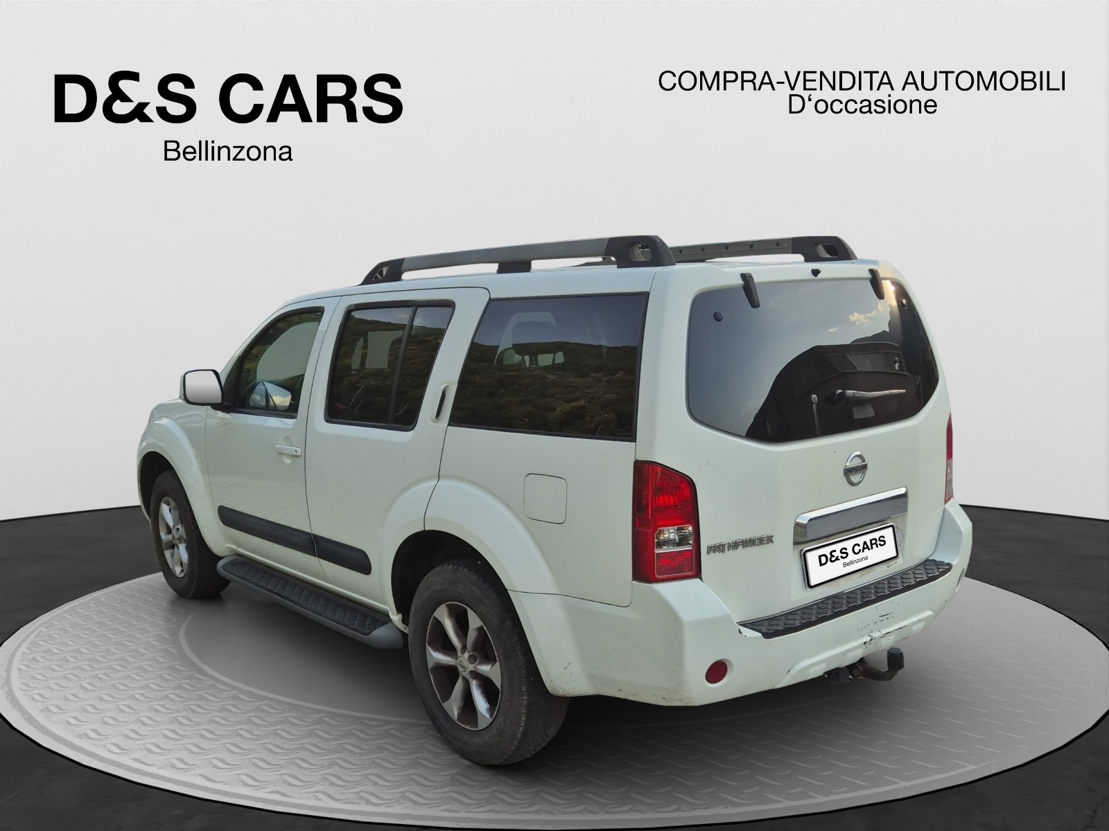 NISSAN Pathfinder 2.5 dCi SE-image-2