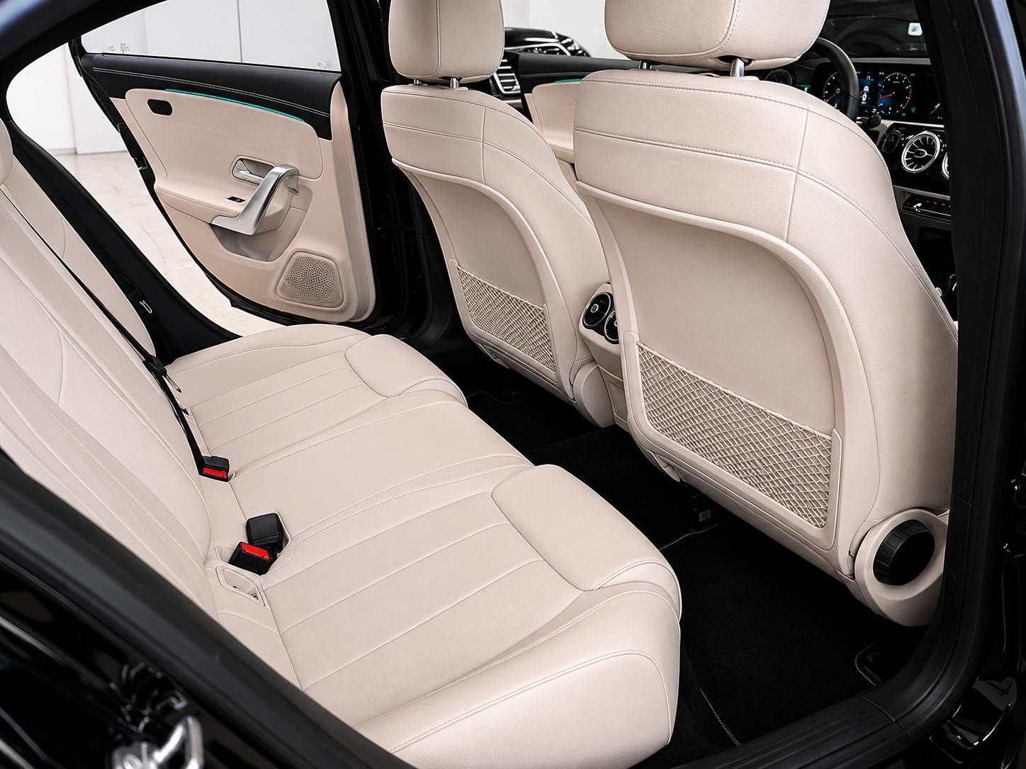 MERCEDES-BENZ CLA 200 | Apple CarPlay | Digital Cockpit | Luxus Interieur-image-15