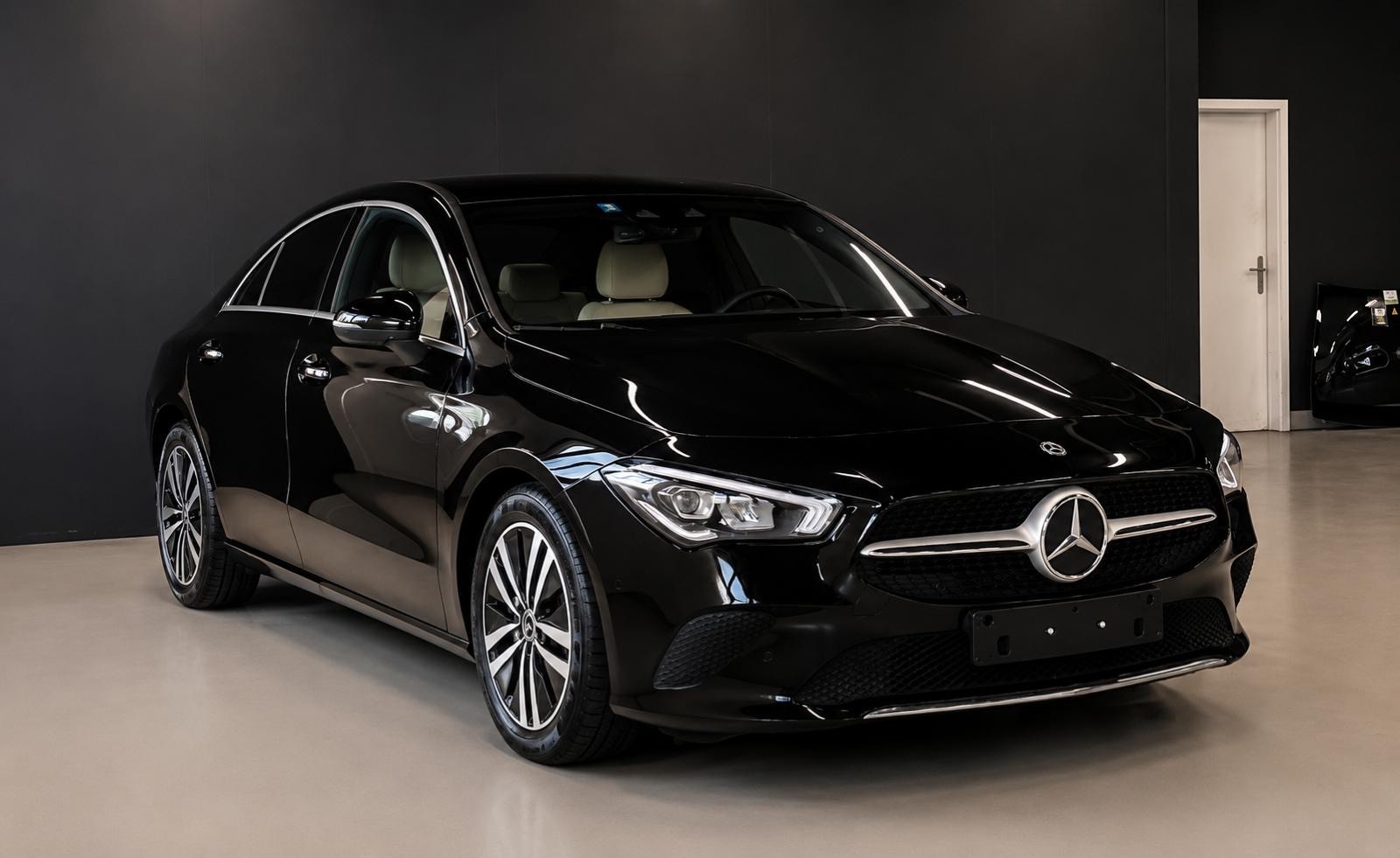 MERCEDES-BENZ CLA 200 | Apple CarPlay | Digital Cockpit | Luxus Interieur-image-4