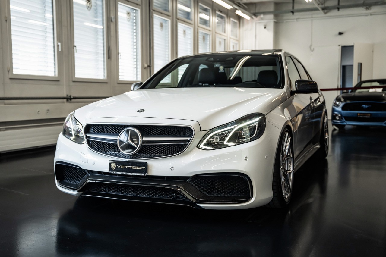 MERCEDES-BENZ E 63 AMG S 4Matic Speedshift-showroom-element-3