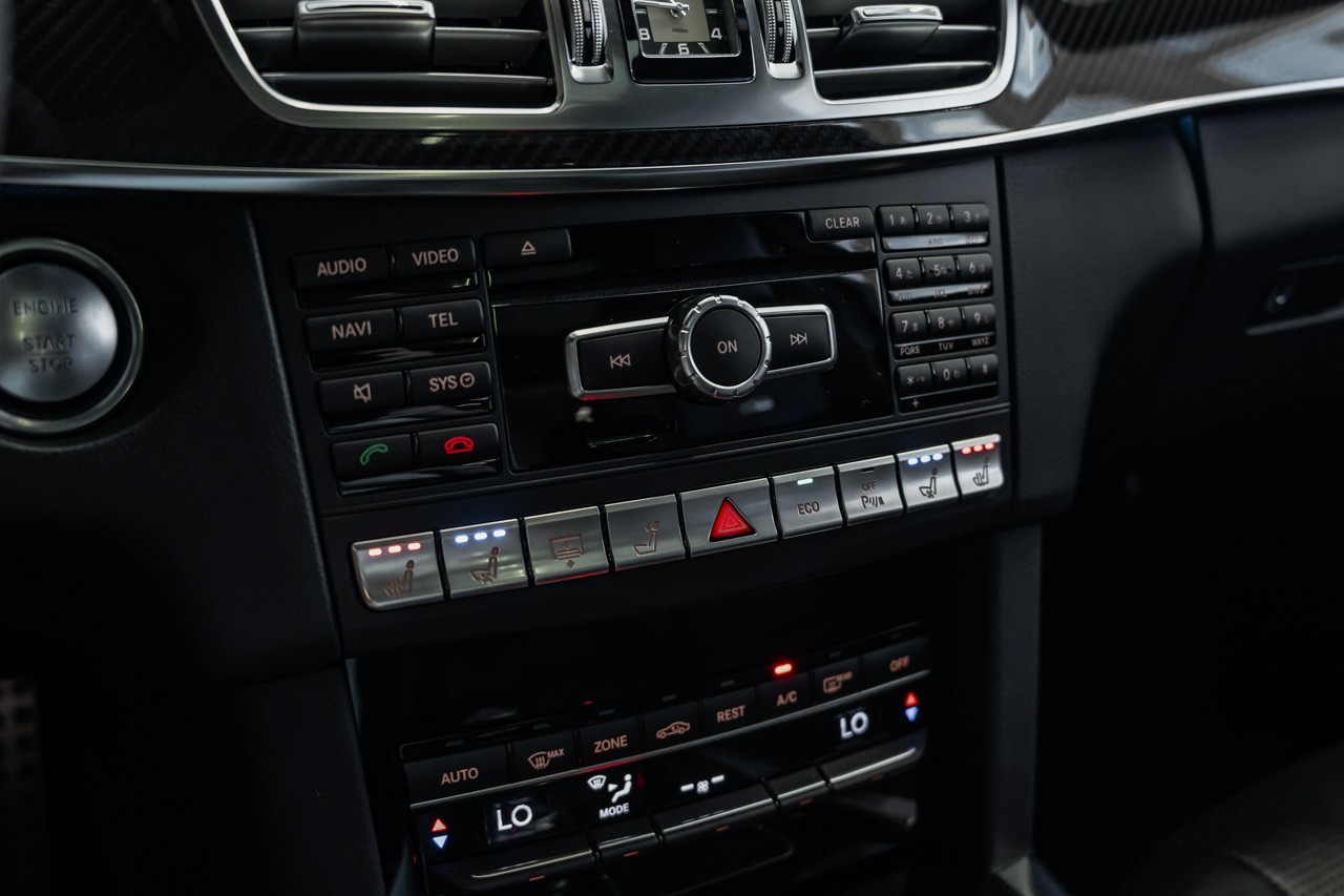 MERCEDES-BENZ E 63 AMG S 4Matic Speedshift-image-25