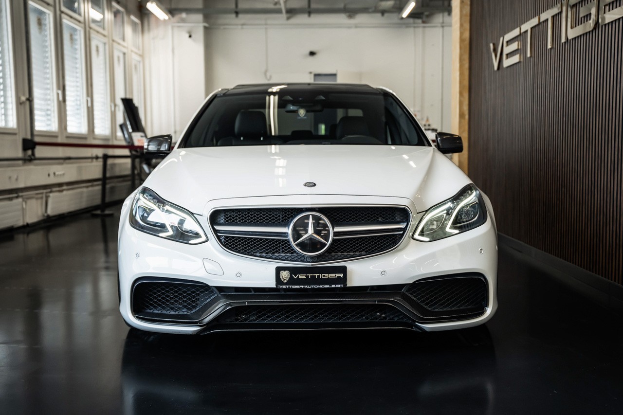 MERCEDES-BENZ E 63 AMG S 4Matic Speedshift-showroom-element-2