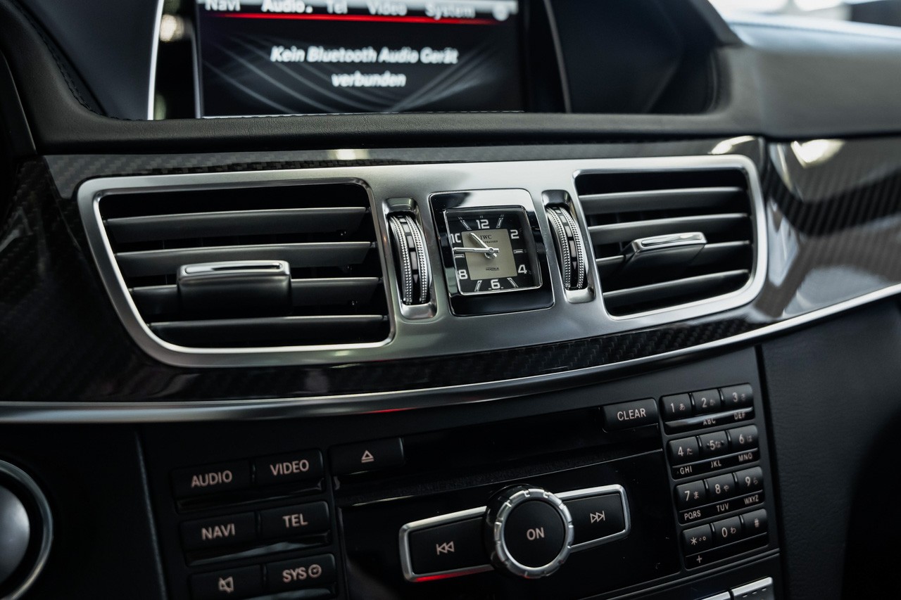 MERCEDES-BENZ E 63 AMG S 4Matic Speedshift-image-24
