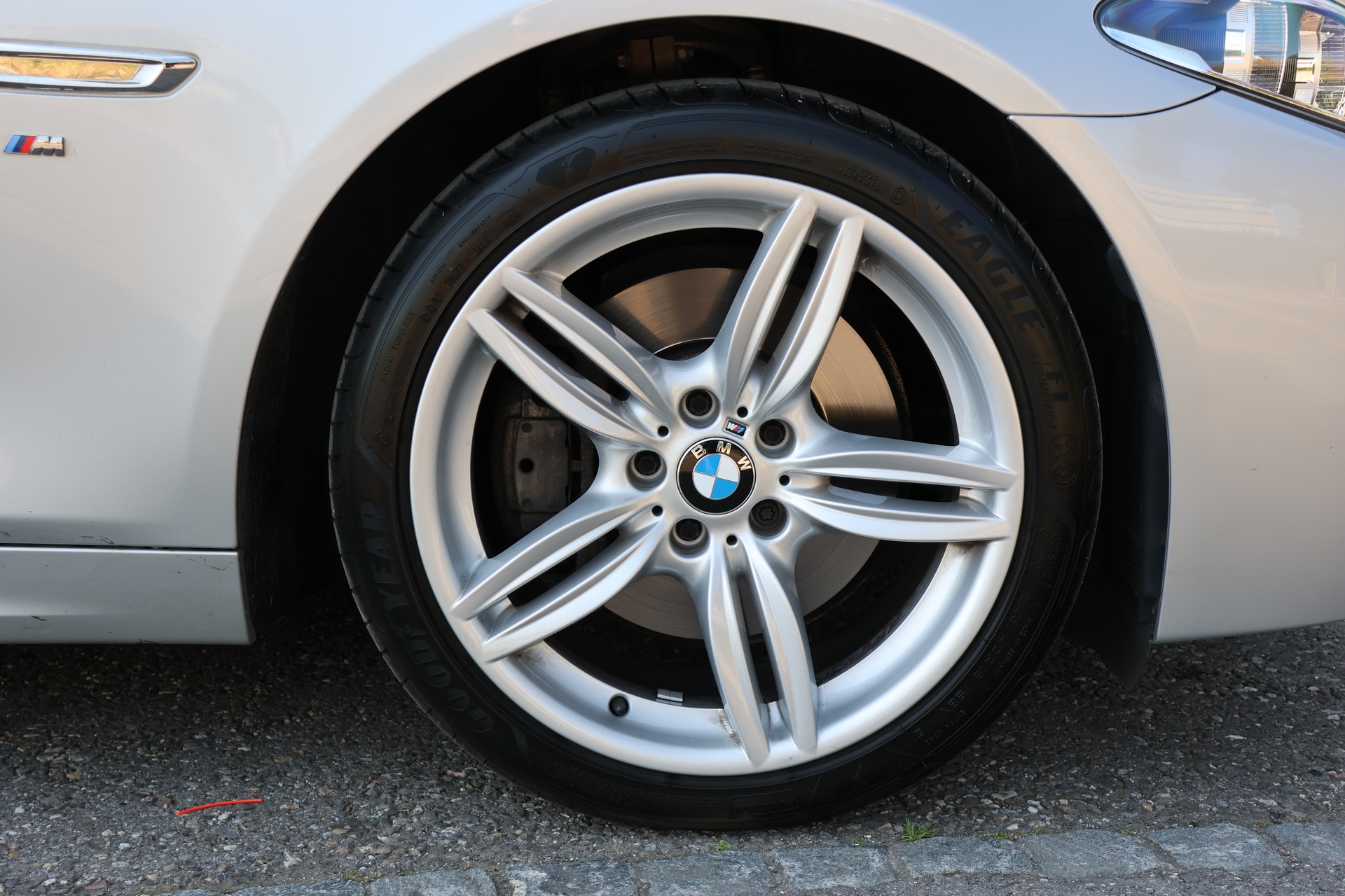 BMW 528i Touring xDrive M-Sport Modern Line Steptronic-showroom-element-3