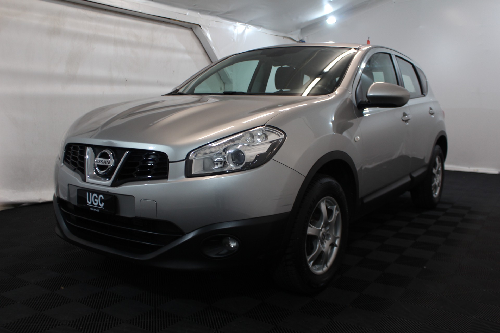 NISSAN Qashqai 2.0 16V Acenta 4x4-showroom-element-2