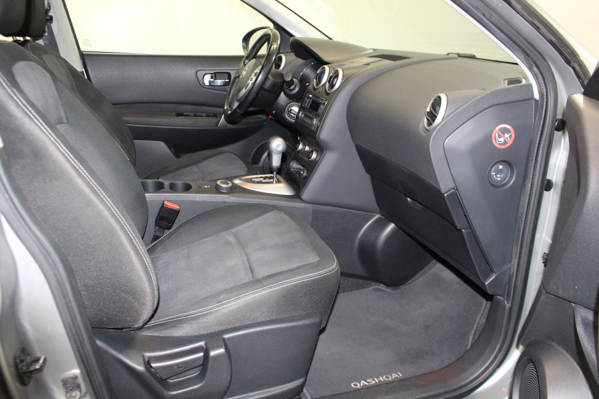 NISSAN Qashqai 2.0 16V Acenta 4x4-image-10