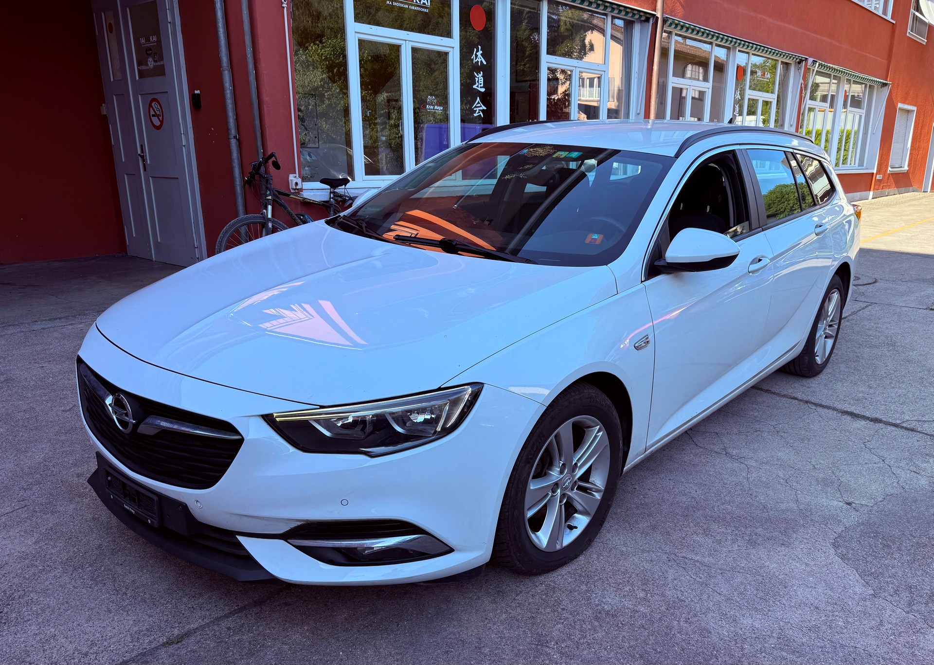 OPEL Insignia 1.6 CDTI Sports Tourer Excellence Automatic