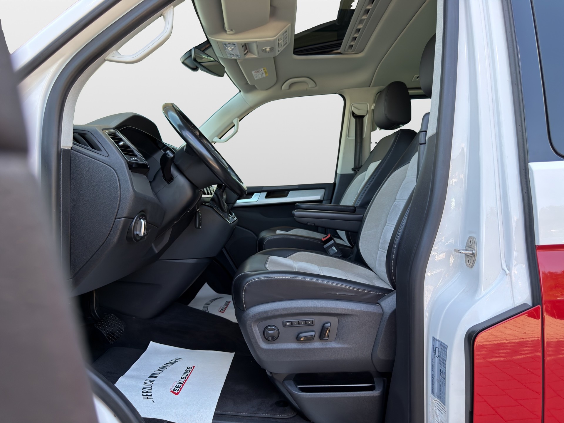 VW T6 Multivan 2.0 TSI Comfort. Gen. Six 4Motion DSG*7 Plätzer*Frisch ab MFK,1 Jahr oder 20000km Garantie*-image-9