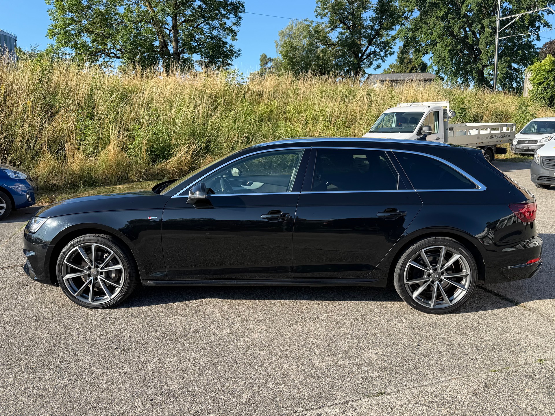 AUDI A4 Avant 2.0 TDI Sport quattro S-tronic-showroom-element-1
