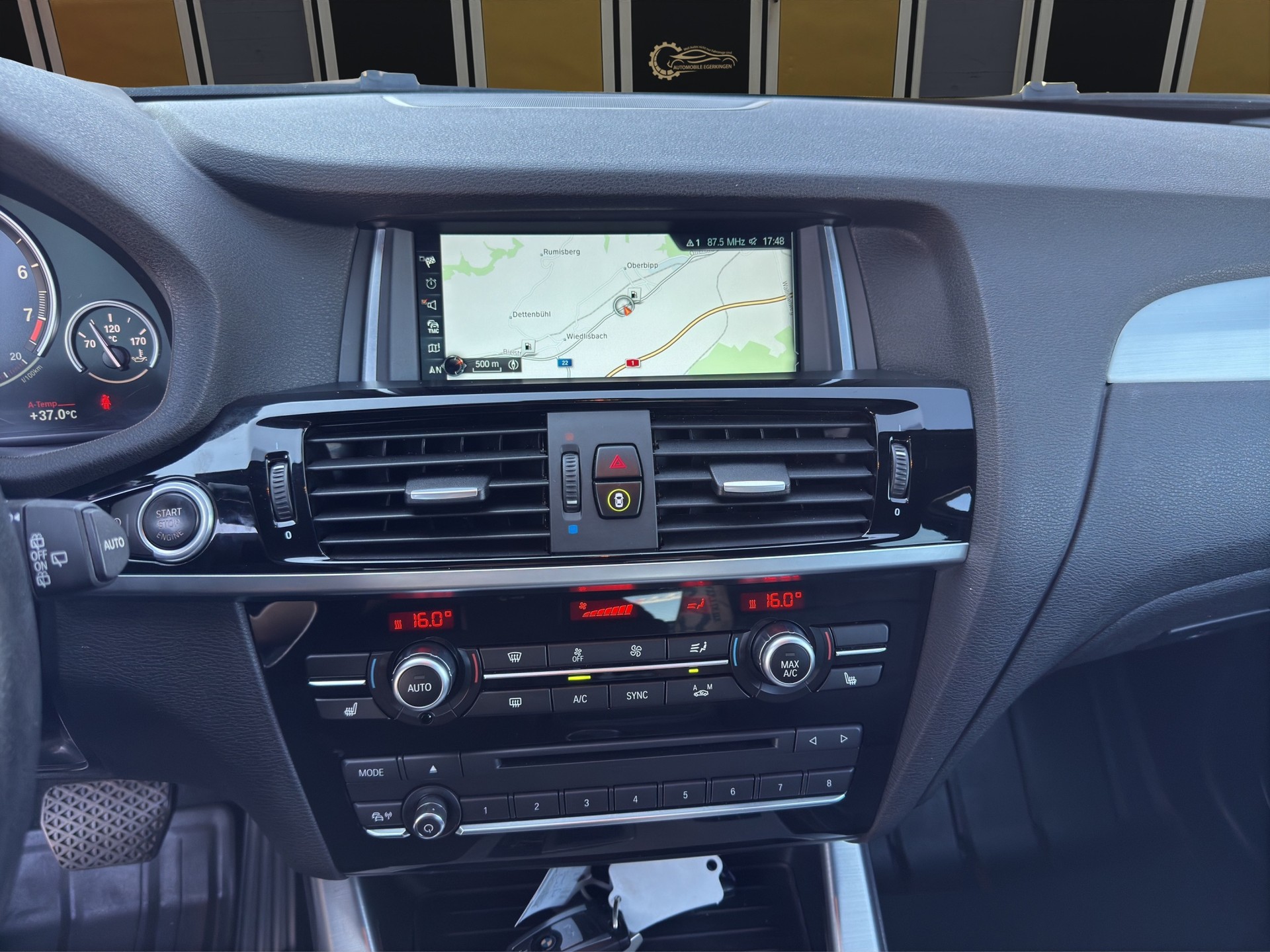 BMW X3 xDrive 28i xLine Steptronic-image-14