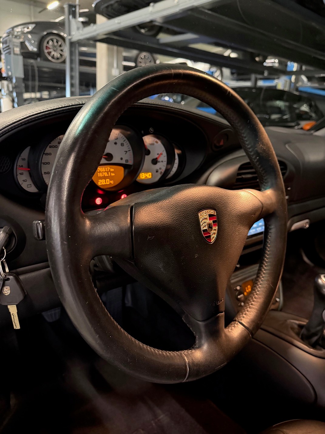 PORSCHE 911 Carrera 4S *PLUS 1/50 world - X51*-image-8