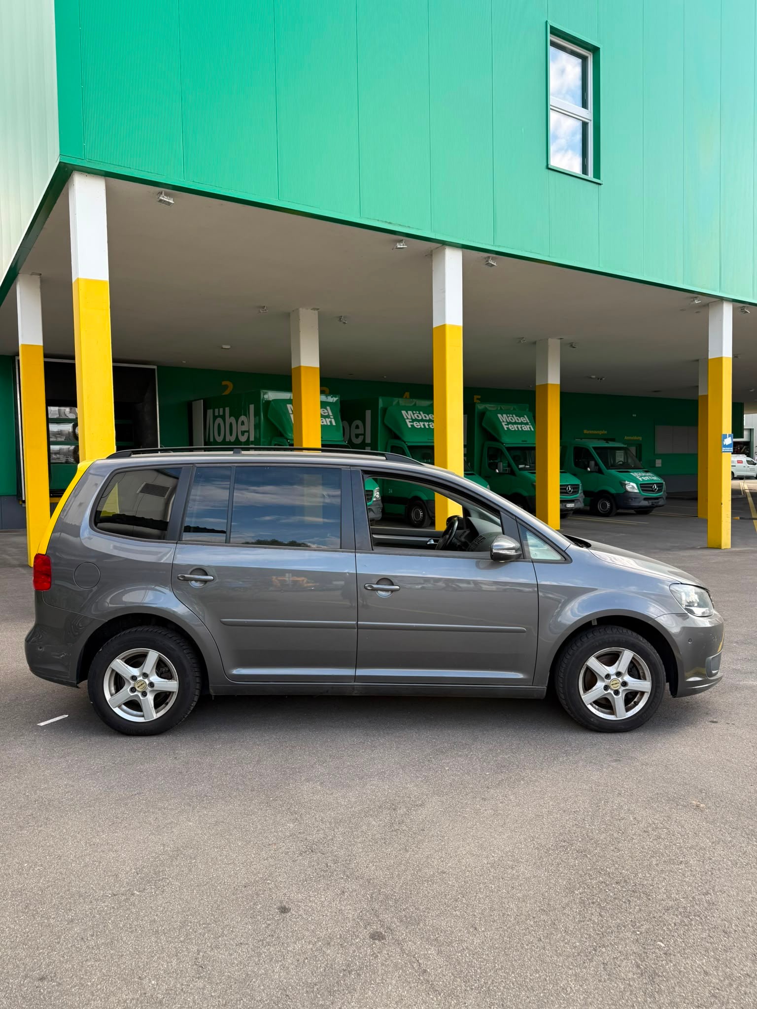 VW Touran 1.4 TSI Trendline DSG-image-6