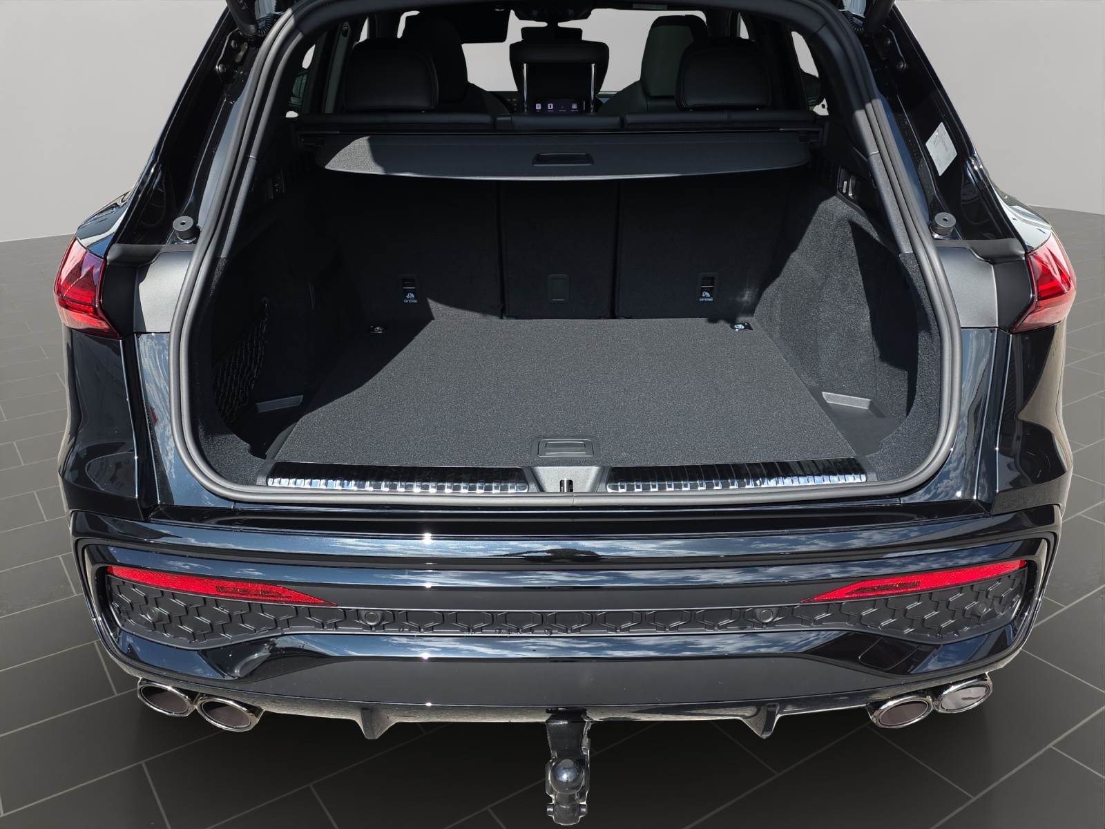 AUDI SQ5 TFSI quattro S-tronic-image-15