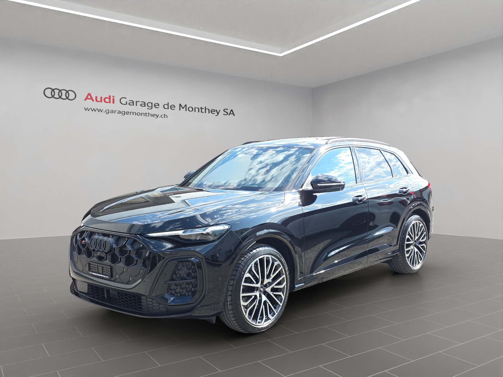 AUDI SQ5 TFSI quattro S-tronic