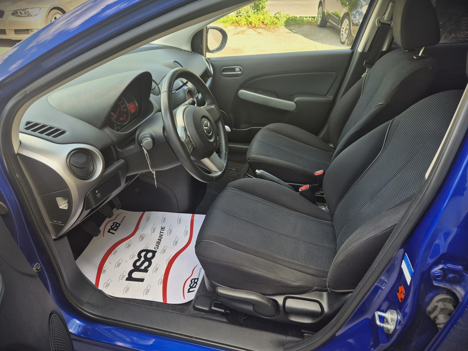 MAZDA 2 1.5i 16V Sport-showroom-element-3