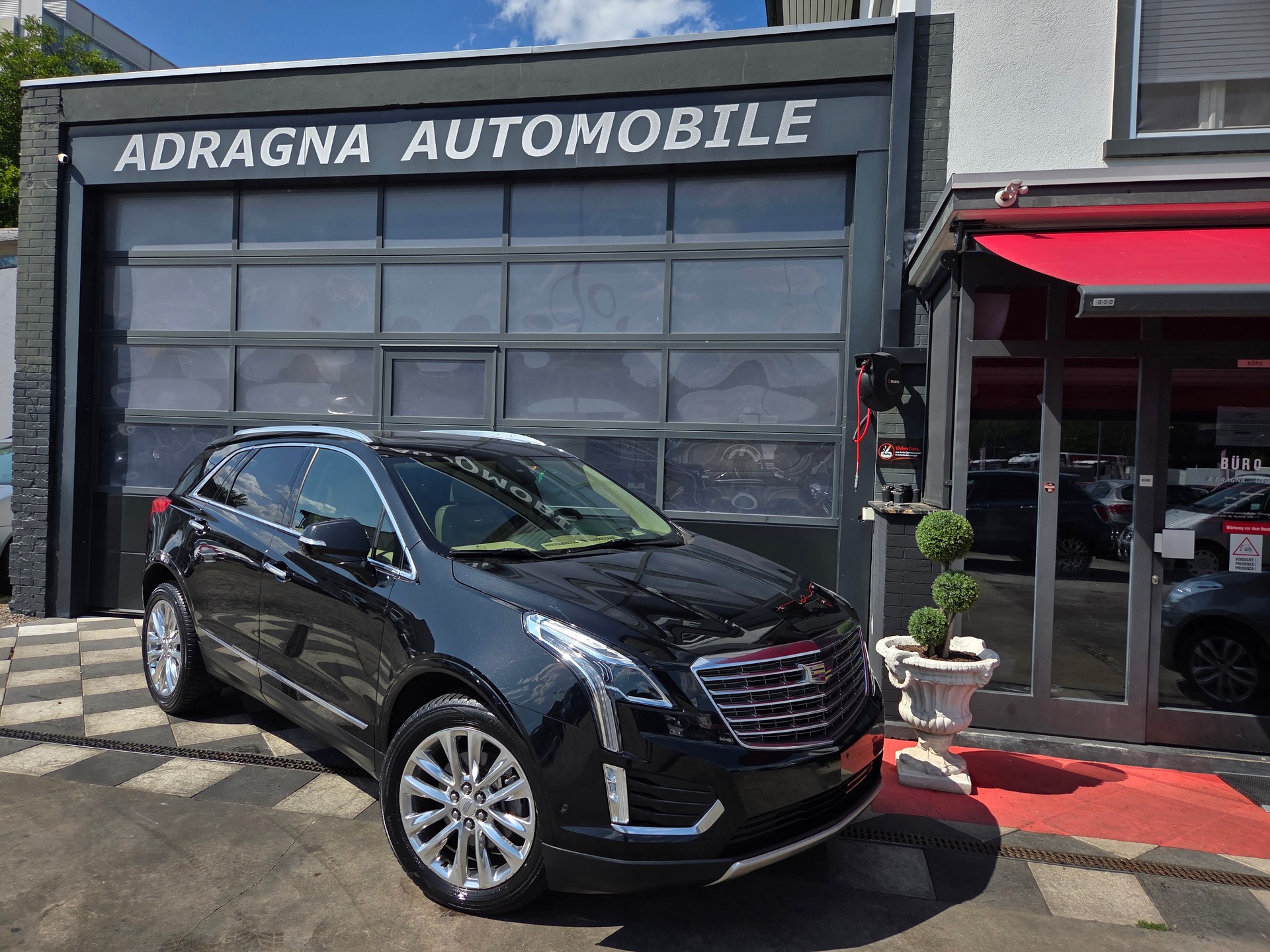 CADILLAC XT5 Crossover 3.6 Luxury Automatic-showroom-element-1