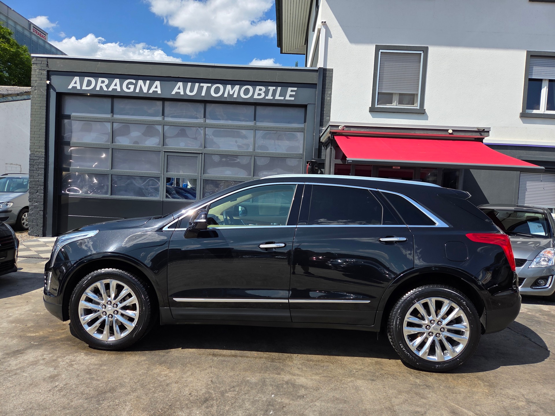 CADILLAC XT5 Crossover 3.6 Luxury Automatic-showroom-element-3