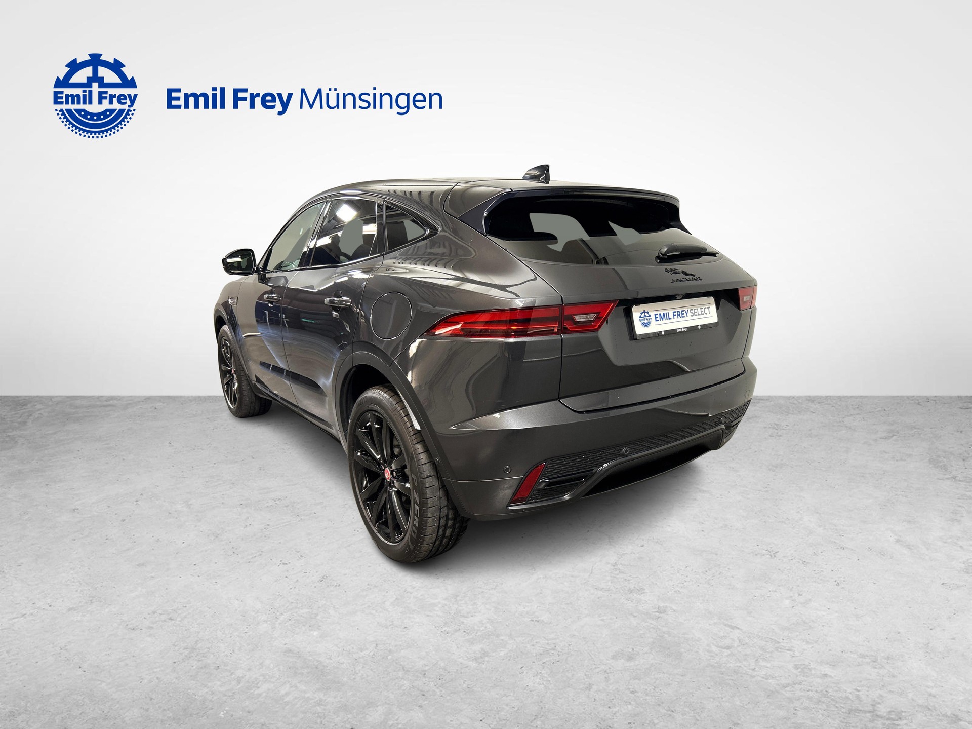 JAGUAR E-Pace 1.5 T 300e R-Dynamic SE AWD-image-11