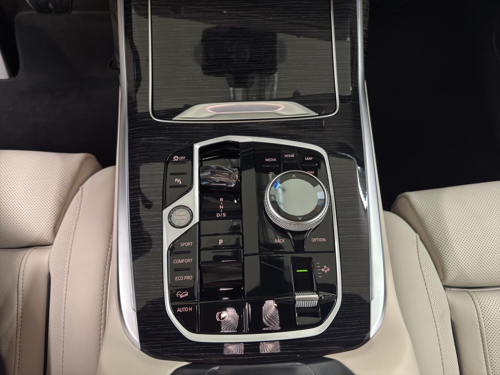 BMW X7 40d xDrive-image-19