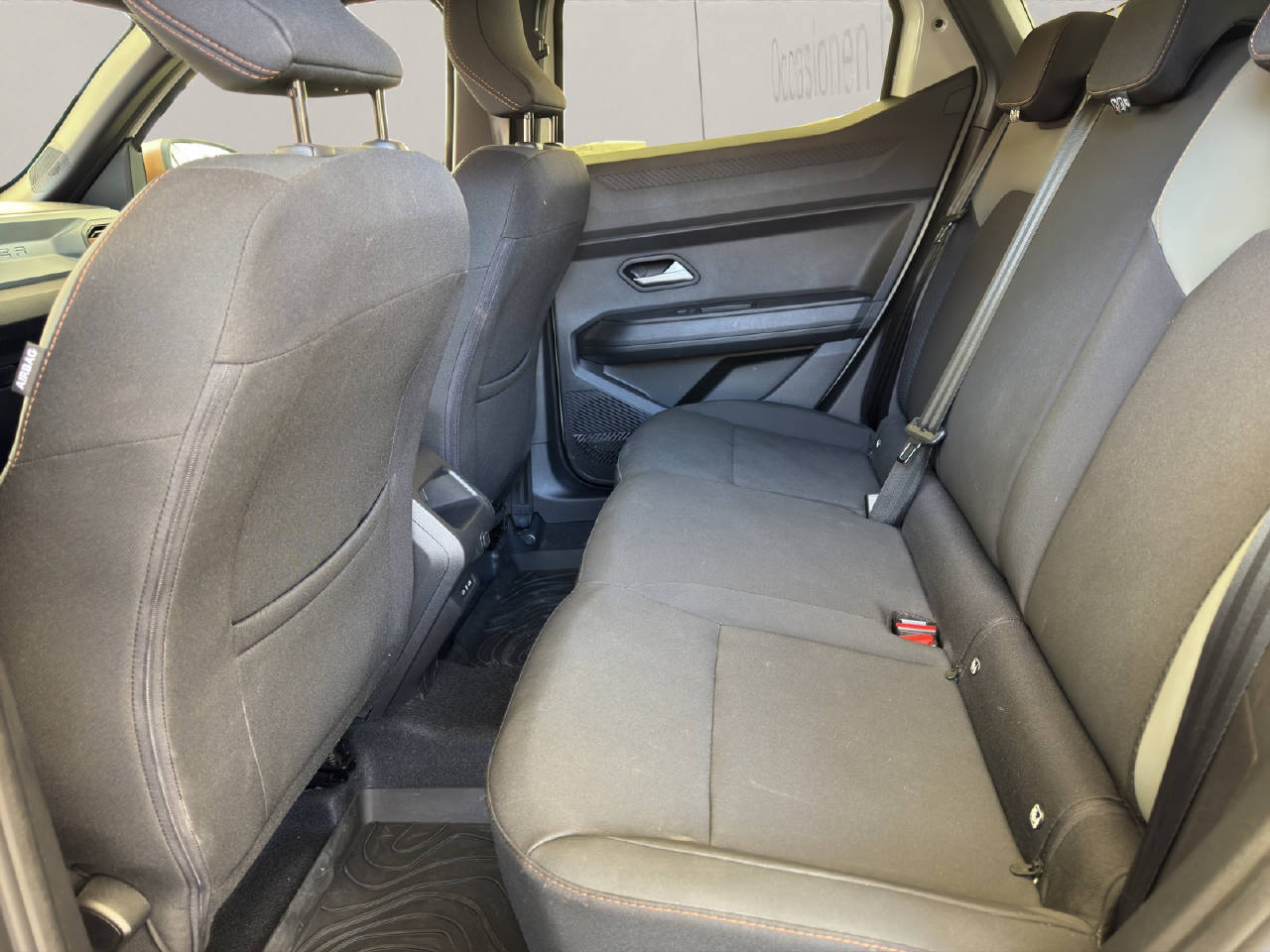 DACIA Duster 1.6 Hybrid Extreme-image-17
