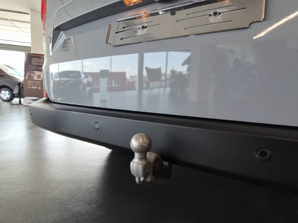 VW Caravelle 3100 2.0 TDI 150 Basis-image-11
