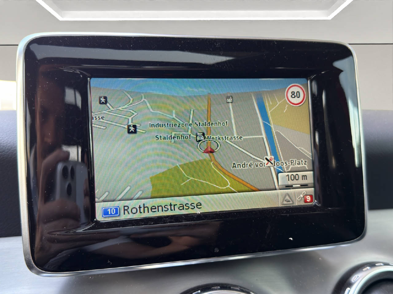 MERCEDES-BENZ GLA-Klasse X156 GLA 200 AMG Line-image-5