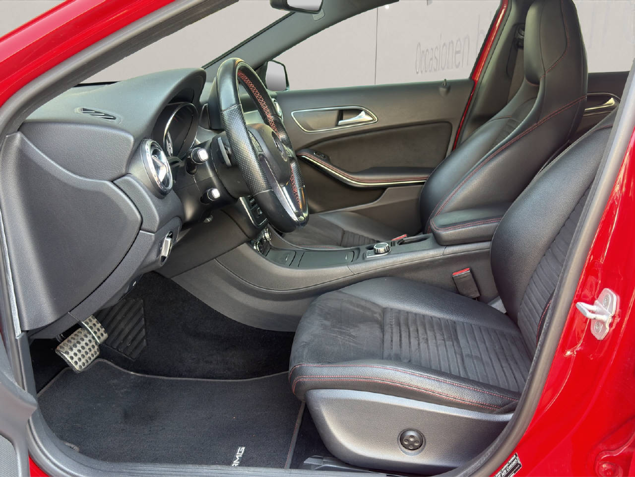 MERCEDES-BENZ GLA-Klasse X156 GLA 200 AMG Line-showroom-element-3