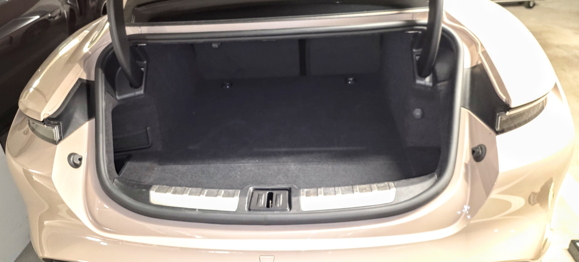 PORSCHE Taycan 4S Performancebatterie Plus (93,4 kWh)-image-14