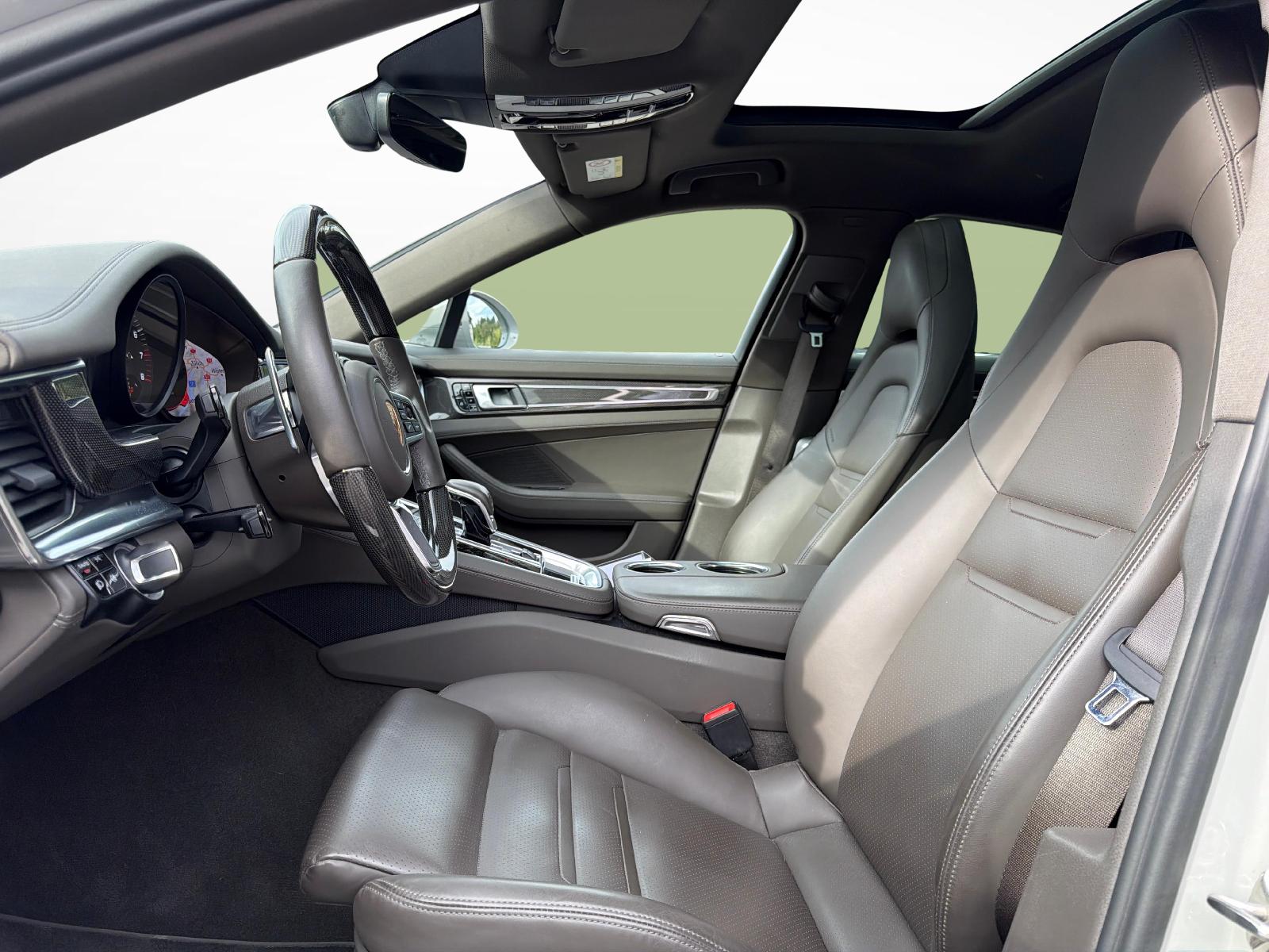 PORSCHE Panamera 2.9 V6 4-showroom-element-1