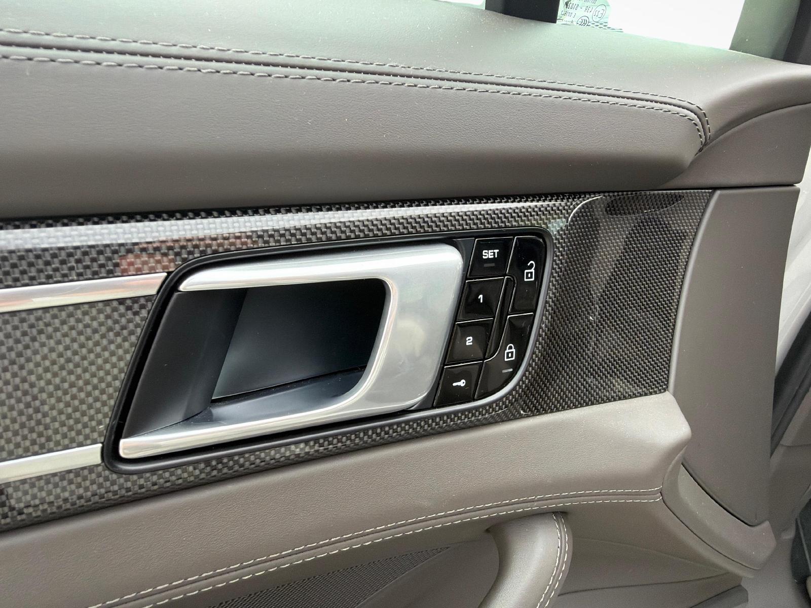PORSCHE Panamera 2.9 V6 4-showroom-element-3