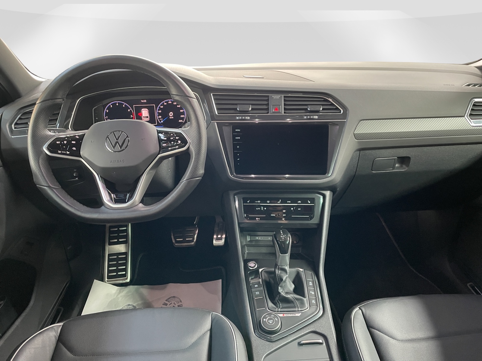 VW Tiguan 2.0 TSI R-Line DSG-image-7