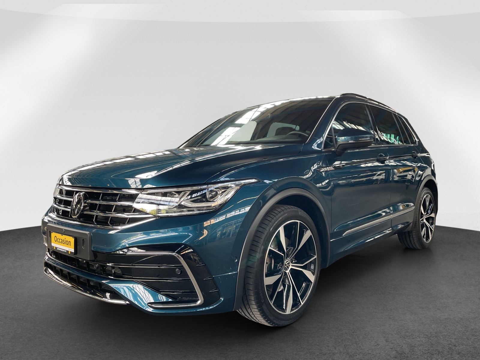 VW Tiguan 2.0 TSI R-Line DSG-showroom-element-2