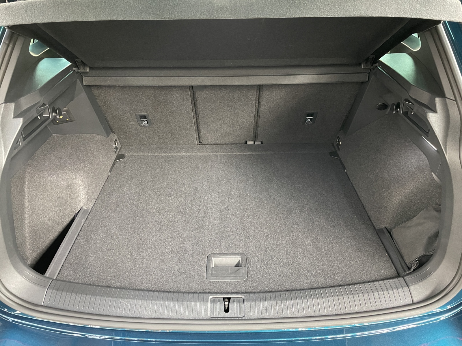 VW Tiguan 2.0 TSI R-Line DSG-image-10