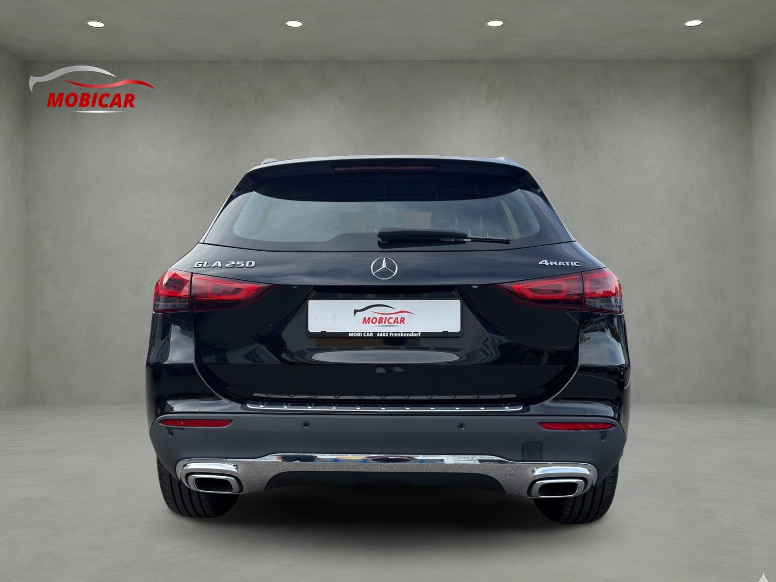 MERCEDES-BENZ GLA 250 4Matic Progressive 8G-DCT-showroom-element-3