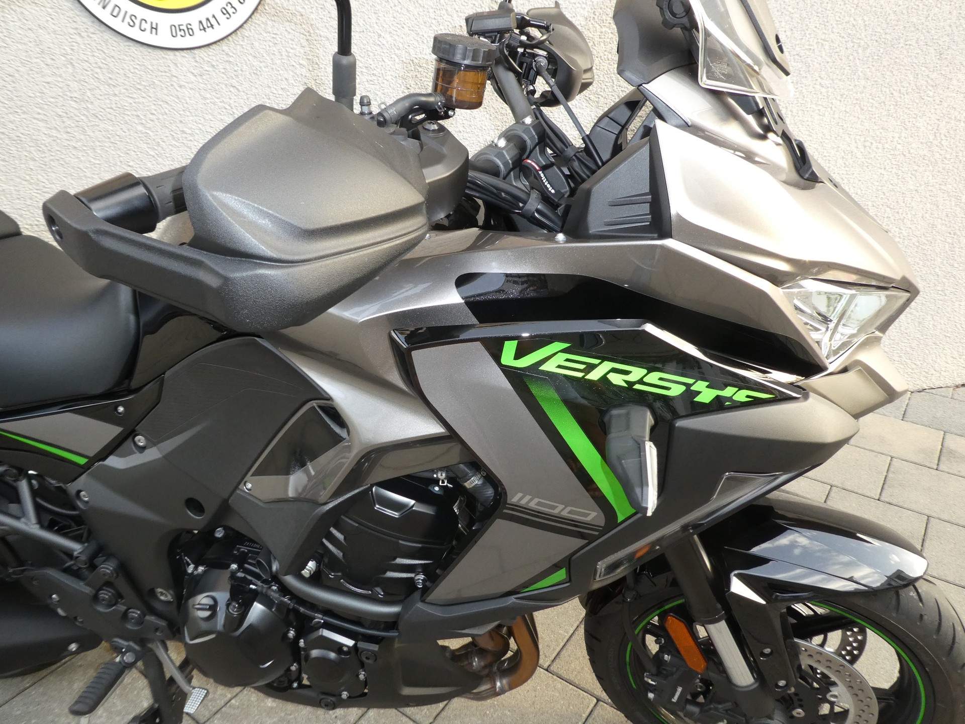 KAWASAKI Versys 1100-image-4