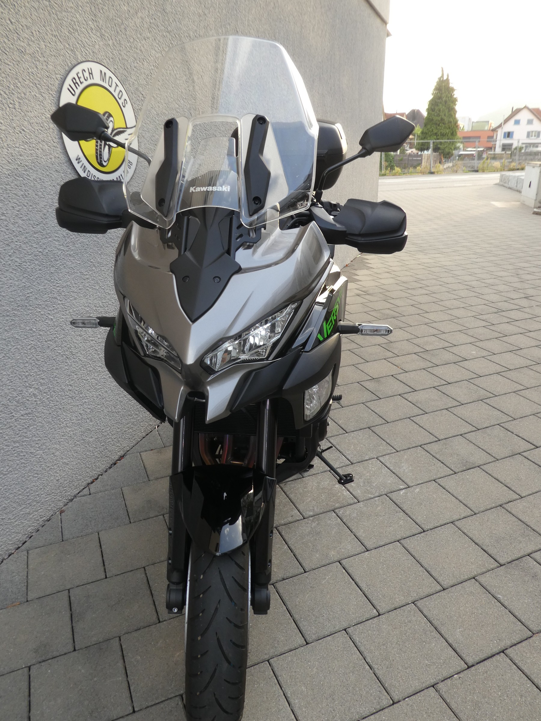 KAWASAKI Versys 1100-image-9