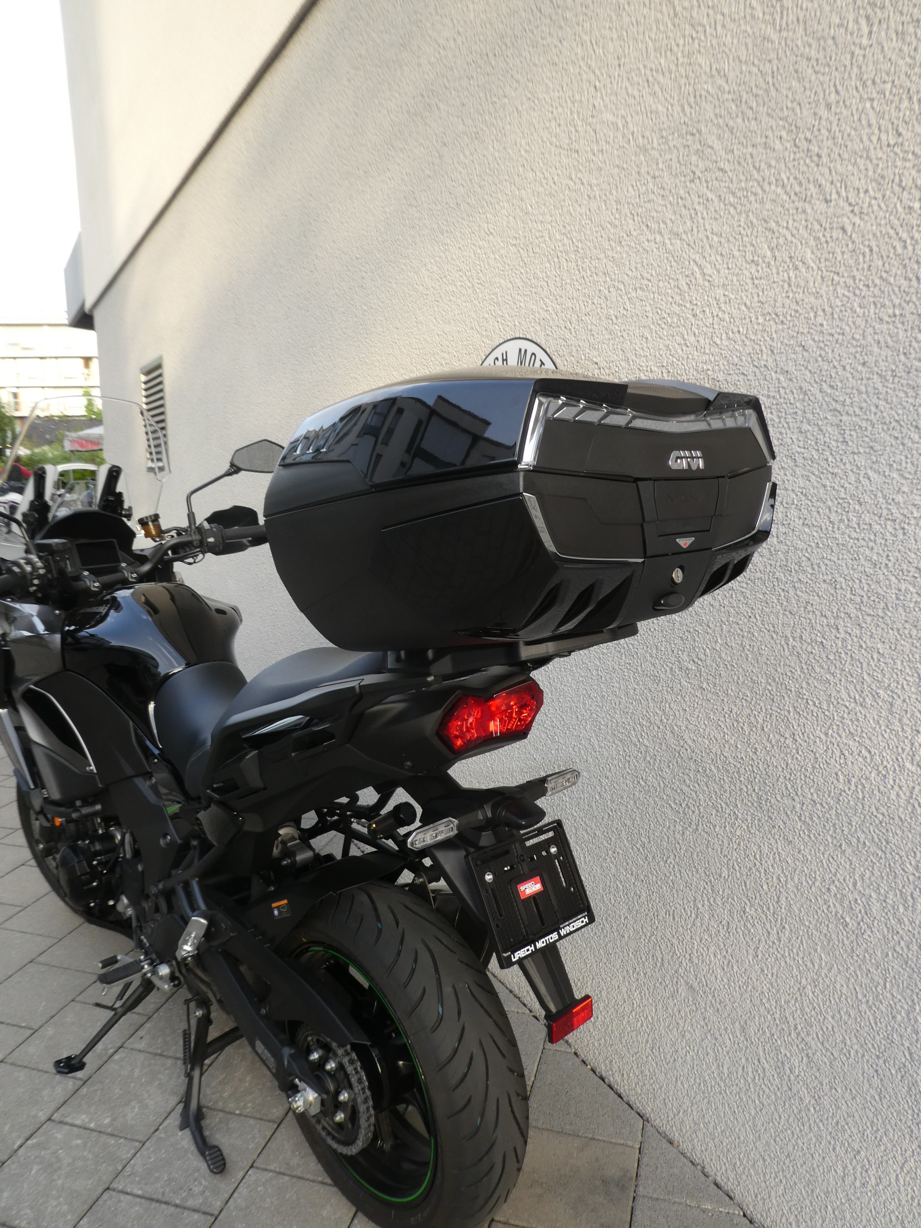 KAWASAKI Versys 1100-image-10