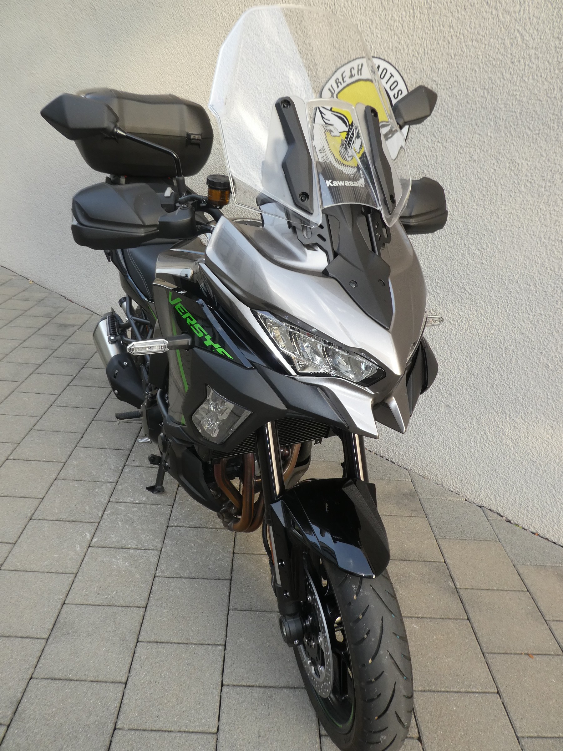 KAWASAKI Versys 1100-showroom-element-3