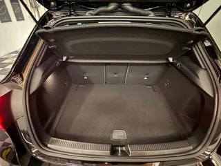 MERCEDES-BENZ A 180 Progressive 7G-DCT-image-25