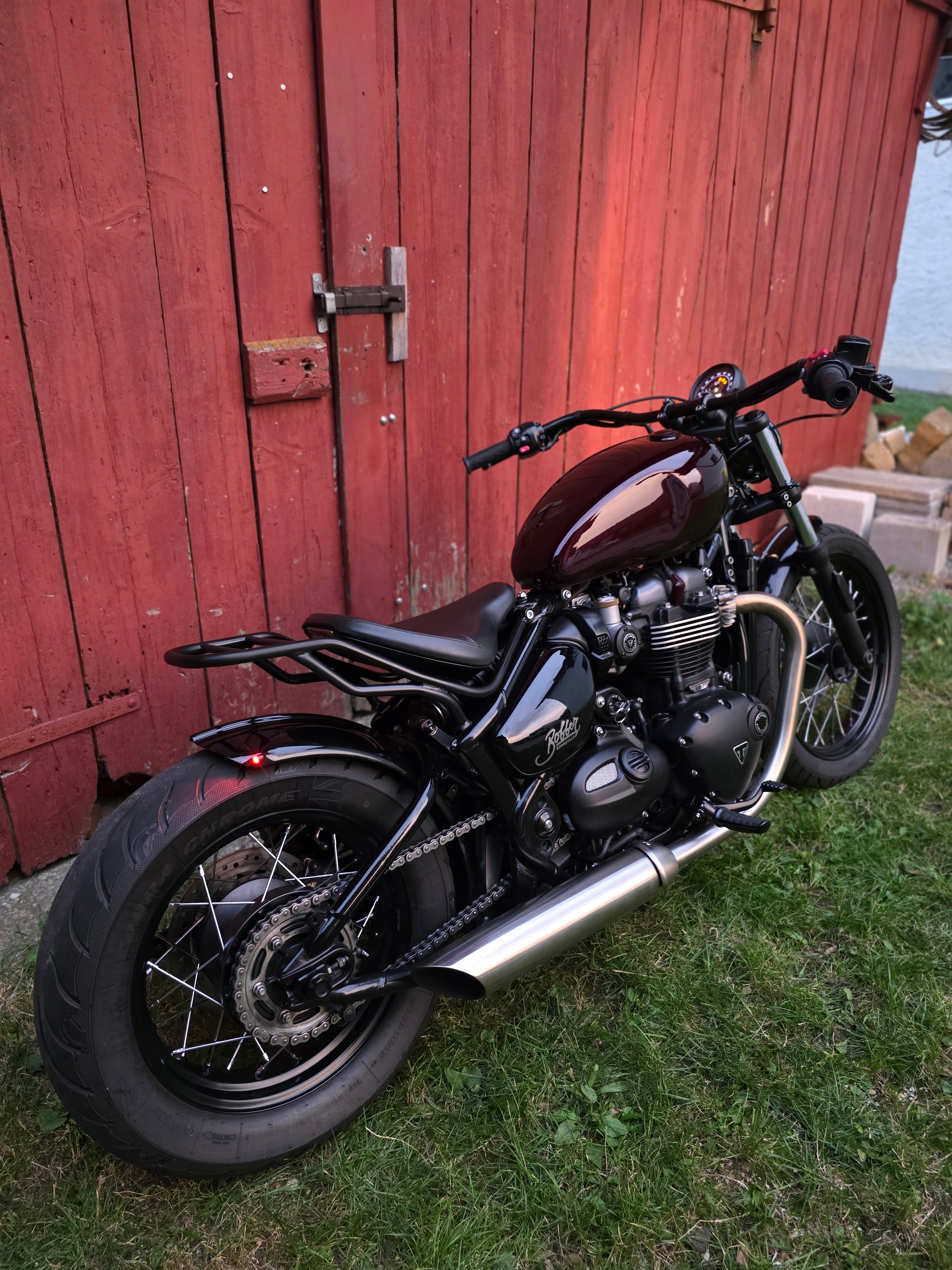 TRIUMPH Bobber-image-9