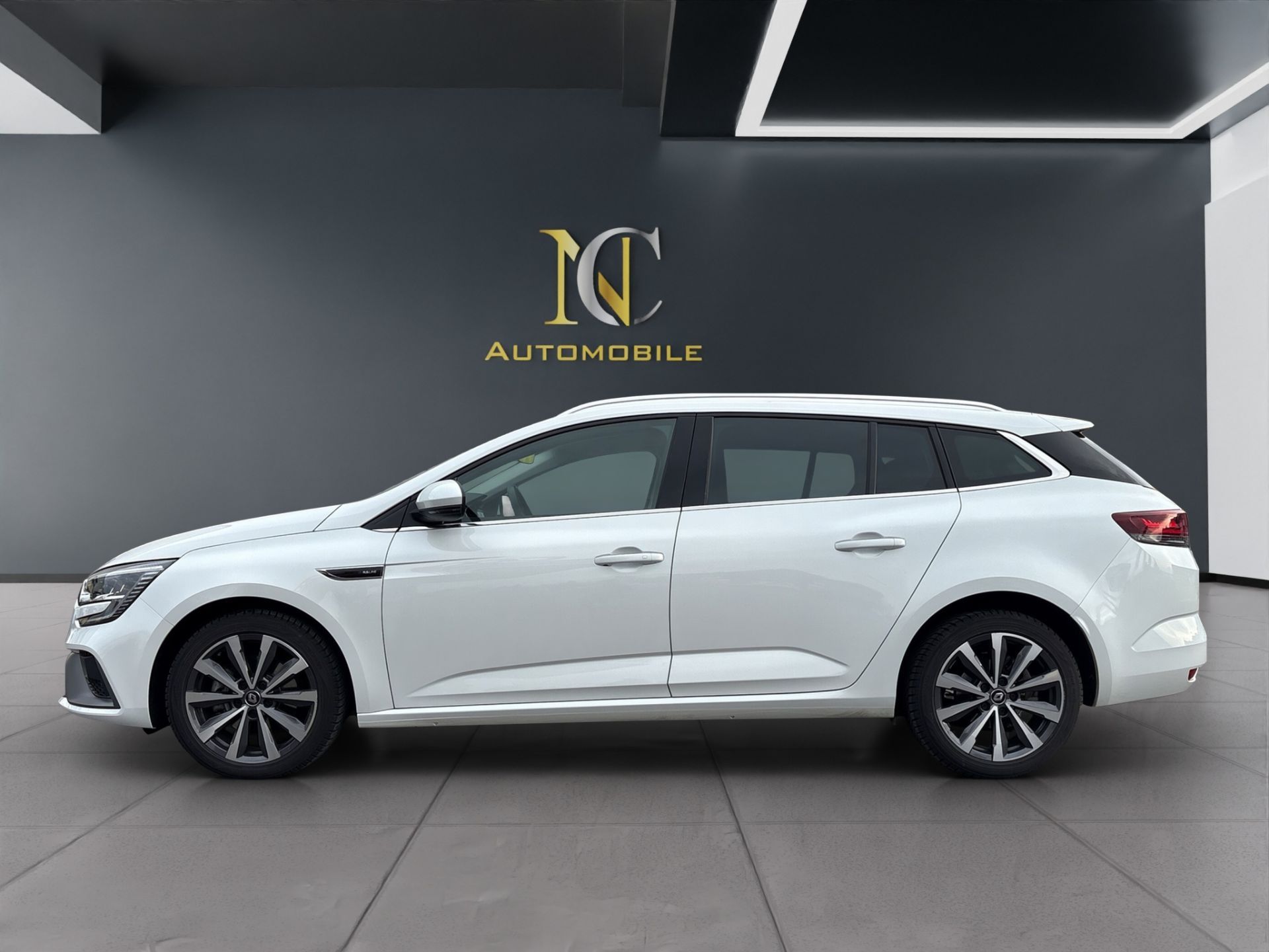 RENAULT Megane Mégane Grandtour 1.3 16V R.S. Line EDC-image-20