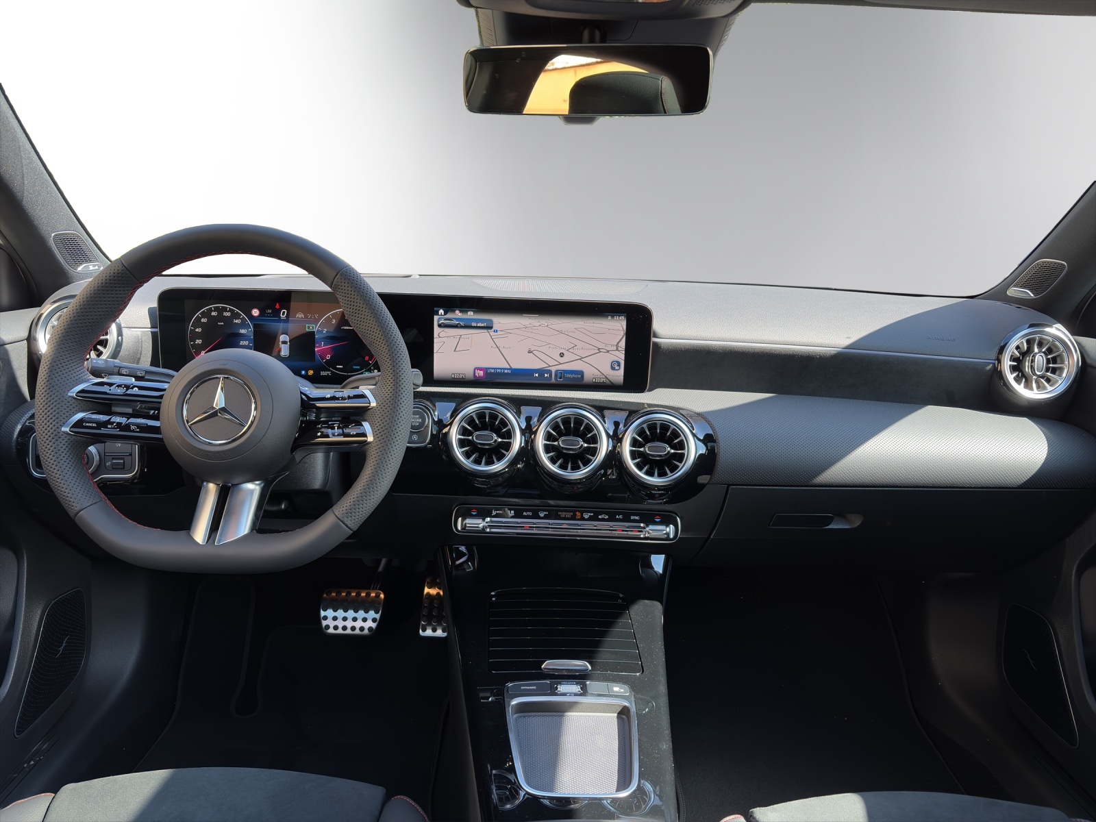 MERCEDES-BENZ A 220 4Matic 8G-DCT-image-8