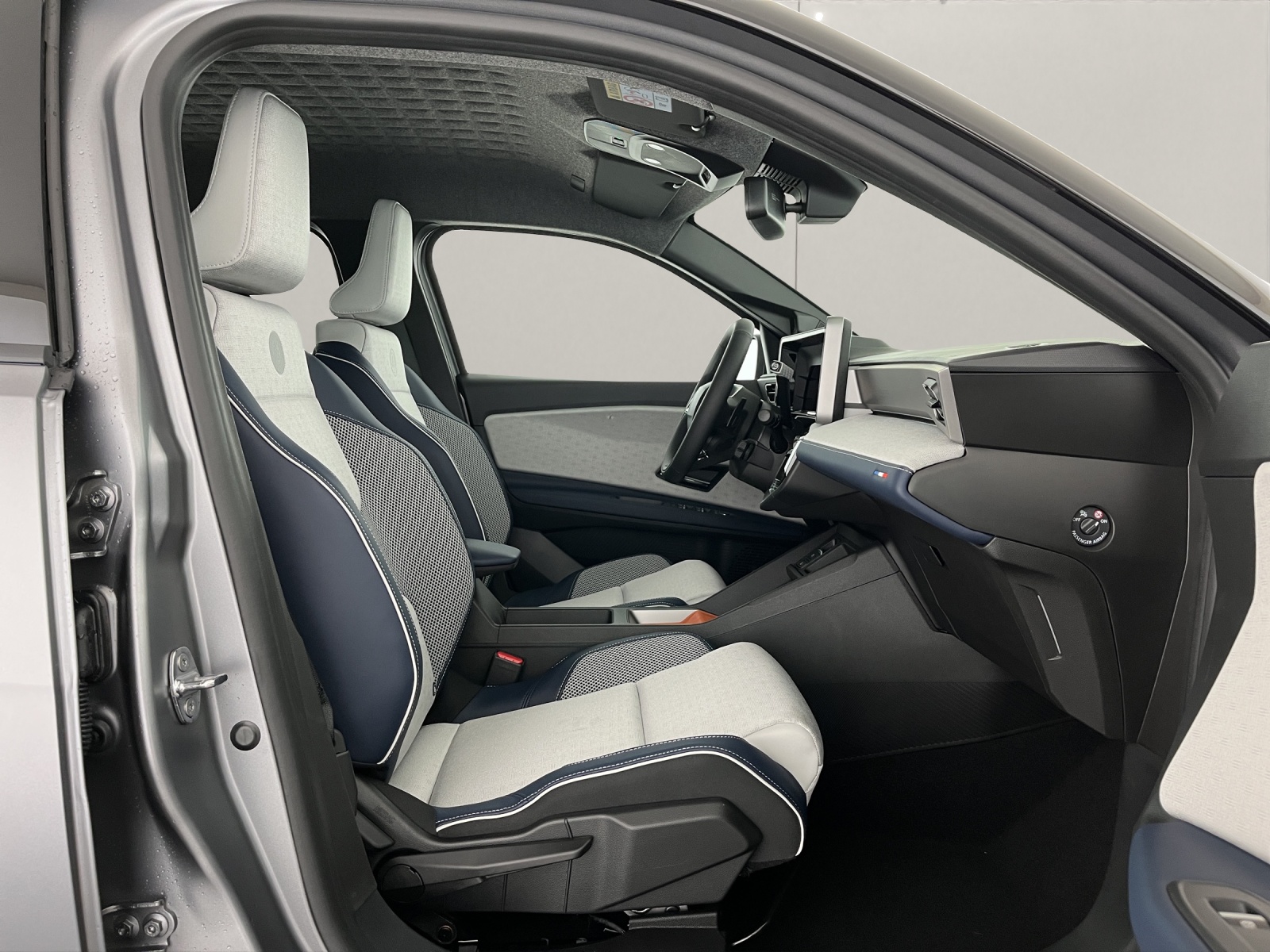 RENAULT R5 E-Tech Comfort Range Roland Garros-image-15