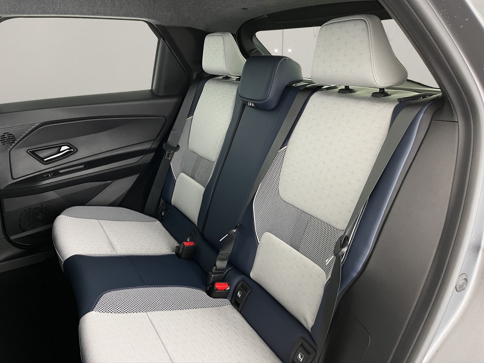 RENAULT R5 E-Tech Comfort Range Roland Garros-image-16